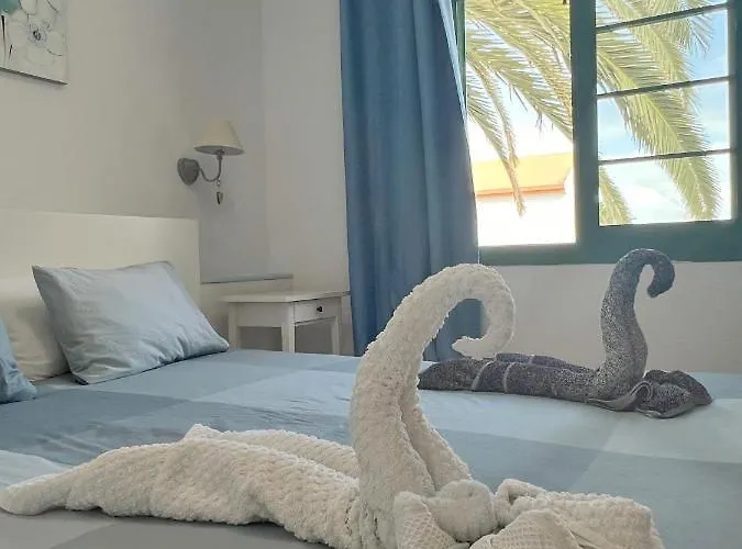 Lovely Near The With Pool & Wifi Caleta De Fuste