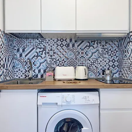 Lovely Near The With Pool & Wifi *