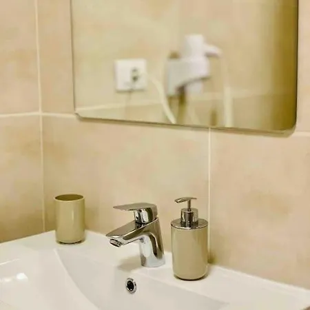 Apartman Lovely Near The With Pool & Wifi Caleta De Fuste